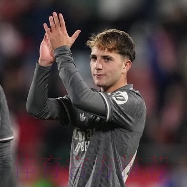 迭戈-阿瓜多谈首秀:感谢所有教练特别是阿韦罗亚 迭戈-阿瓜多谈首秀:感谢所有教练特别是阿韦罗亚